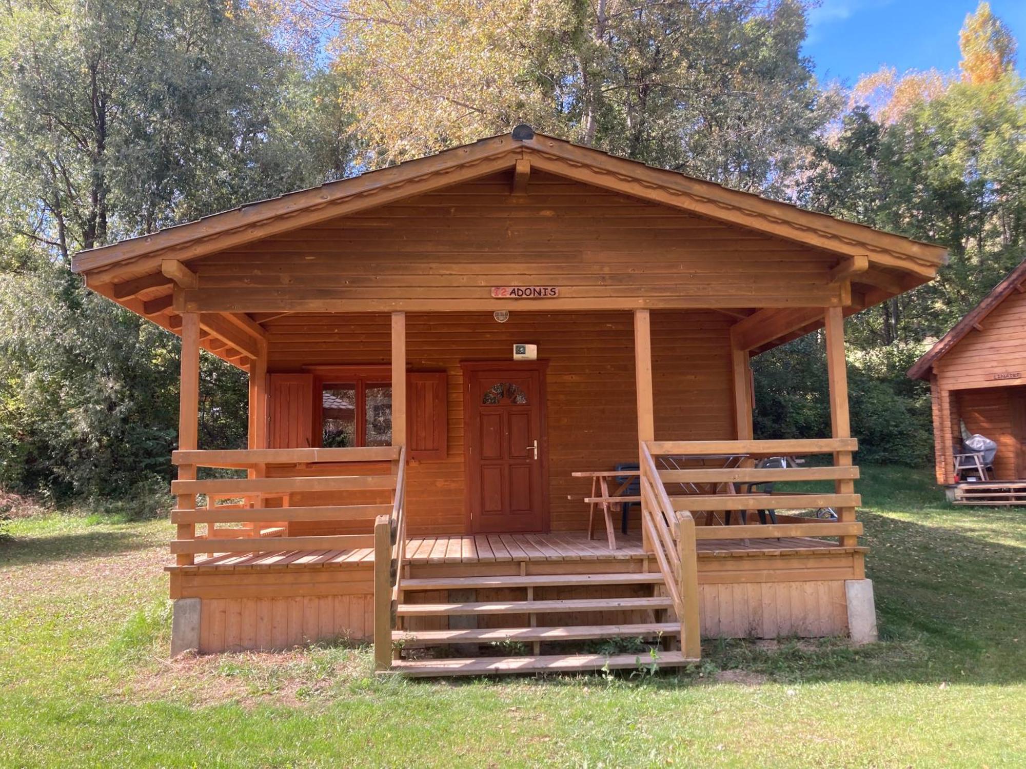 Camping, Hôtel De Plein Air Les Cariamas Chateauroux-les-Alpes Buitenkant foto