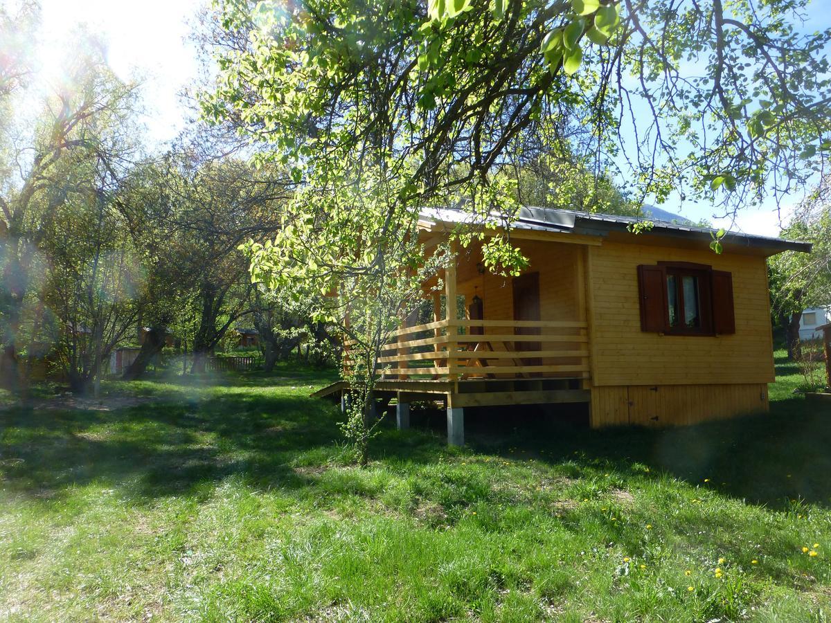 Camping, Hôtel De Plein Air Les Cariamas Chateauroux-les-Alpes Buitenkant foto